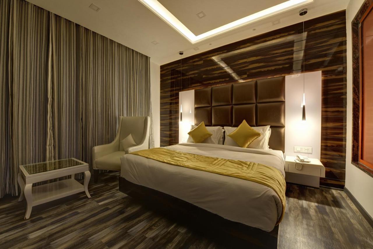 فندق Golden Tree نويدا المظهر الخارجي الصورة