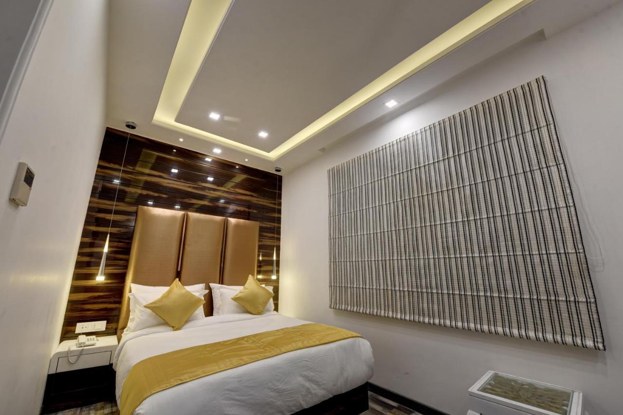 فندق Golden Tree نويدا المظهر الخارجي الصورة